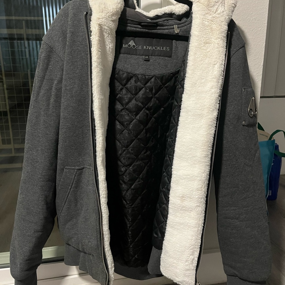 Moose Knuckles Gray Jacket with White Lining